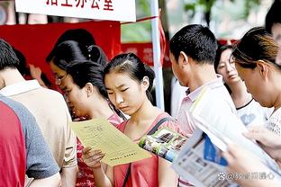 专访｜卢尼：我需要教会TJD怎样给库里&克莱掩护 他和波杰学习很快